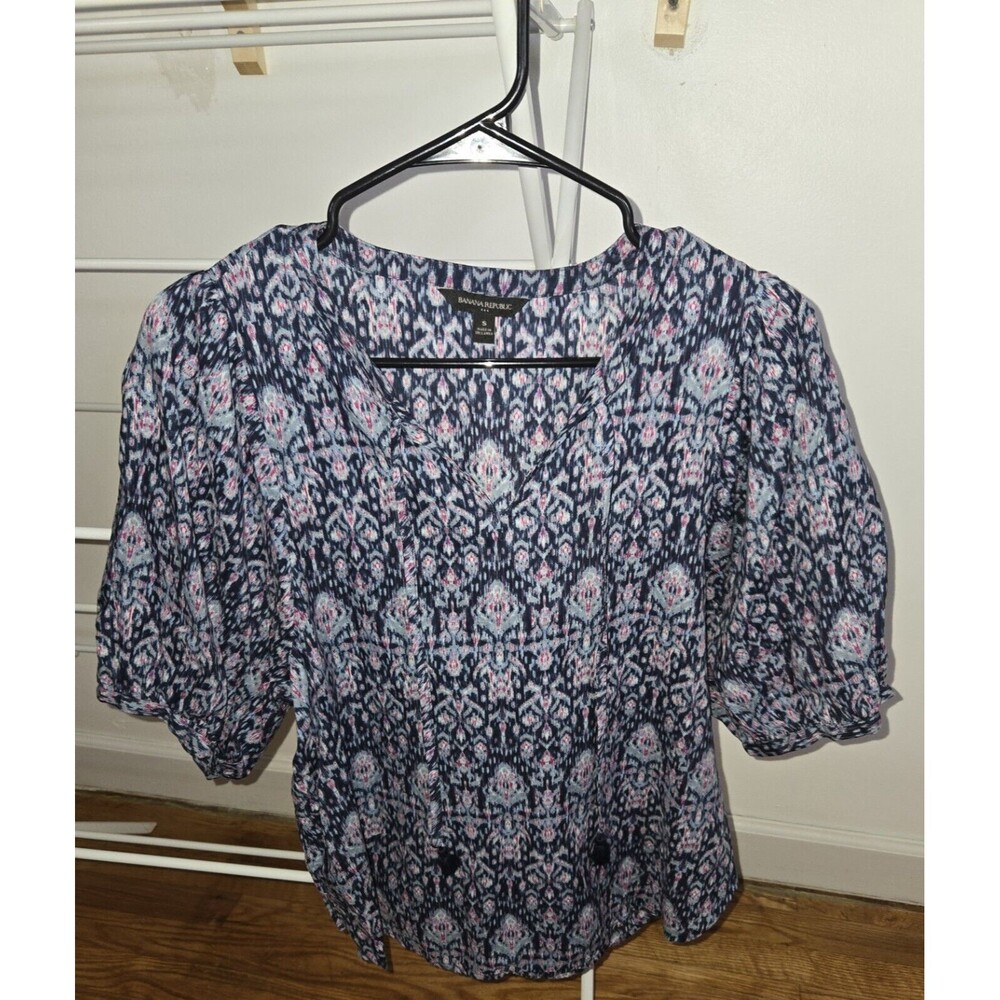 Banana Republic Women's Blue Ikat Print Peasant Blouse Tie At Neck, Size Small